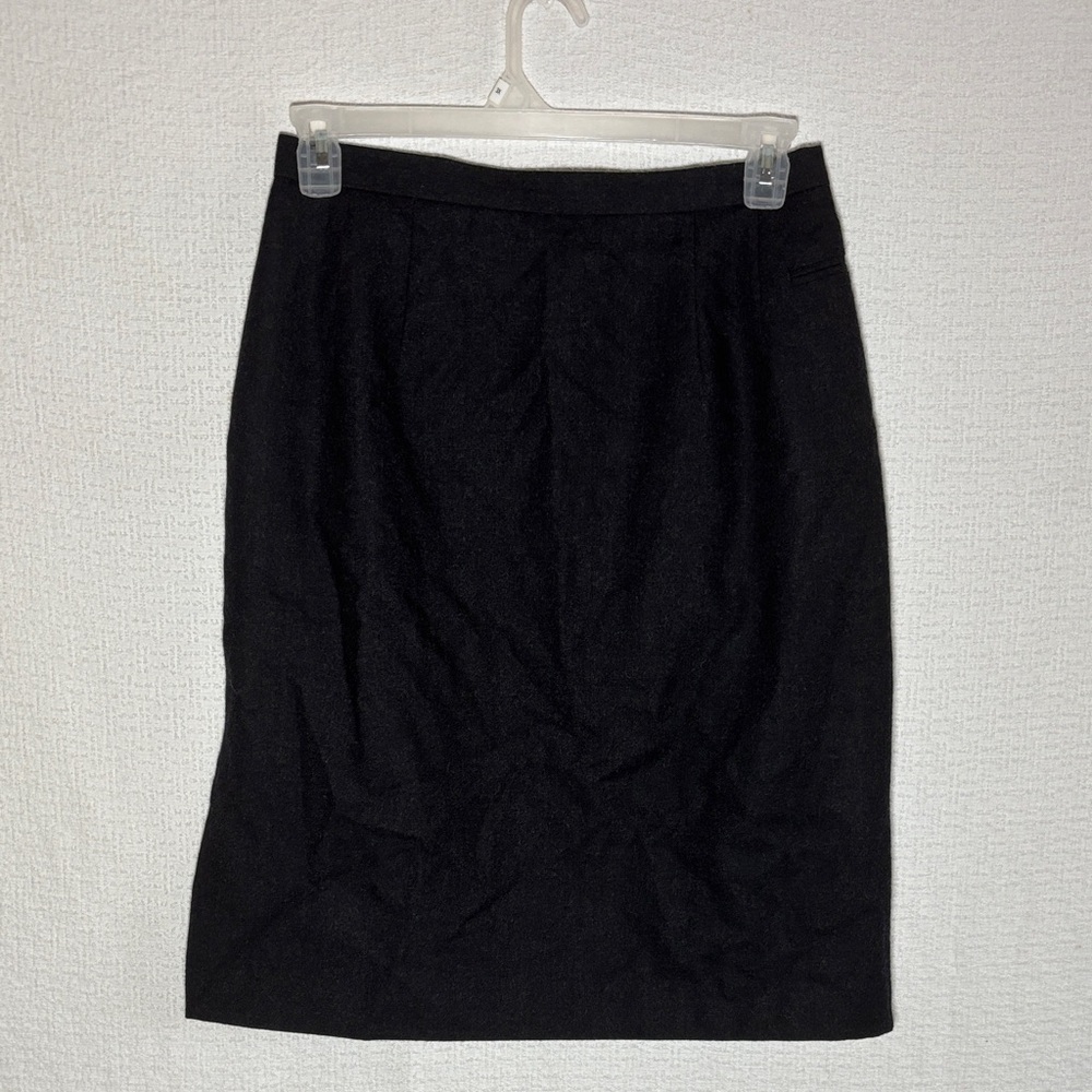 Elegant Black Women's Skirt